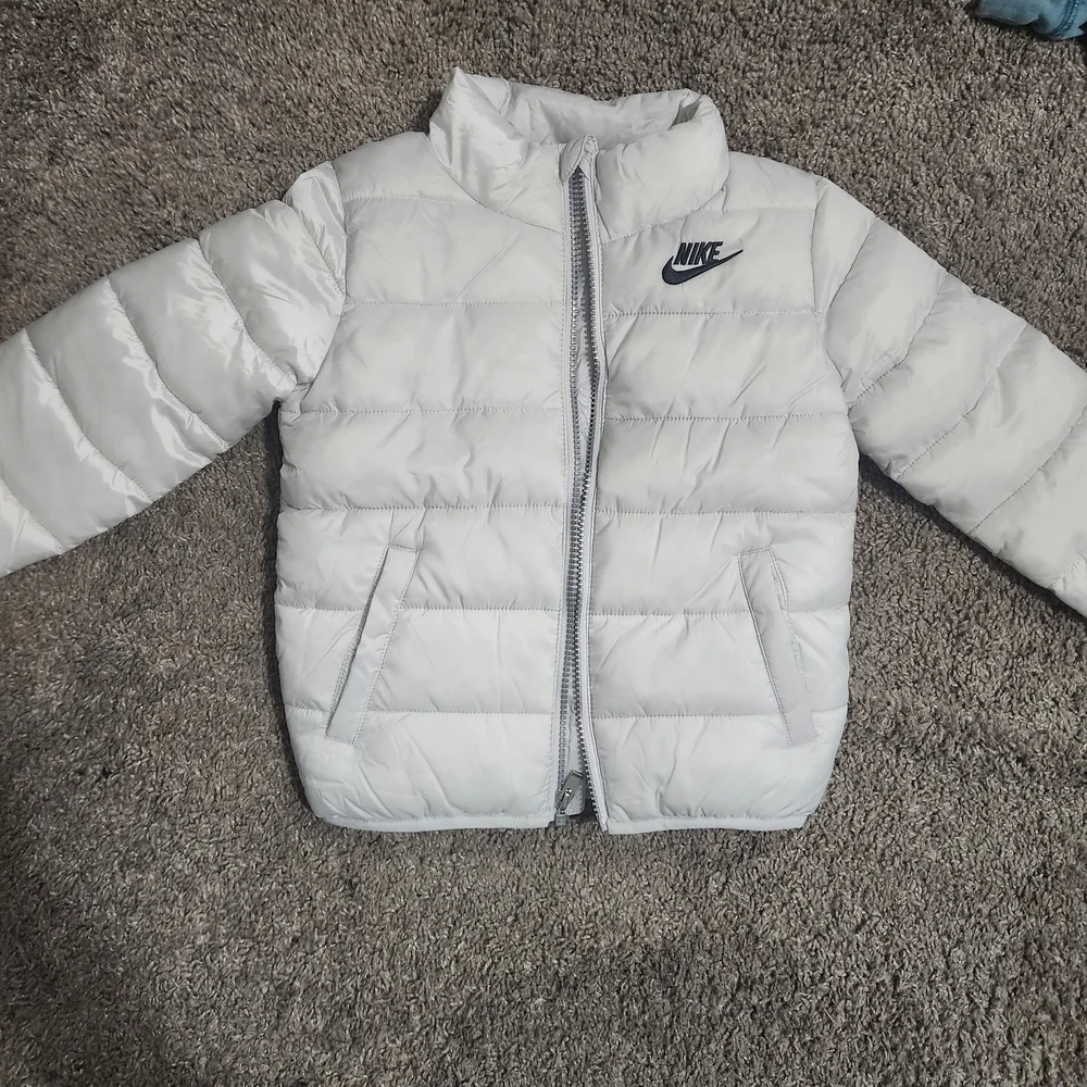 Nike Kids White Puffer Jacket